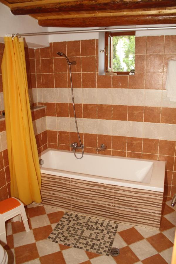 Apartament Kellas Traditional House *